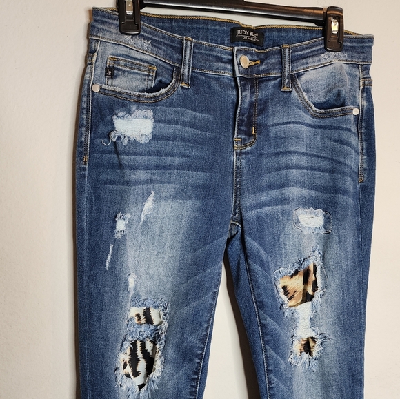 Judy Blue Stretch Denim Distressed Skinny Jeans Leopard Print Patch size 7/28 - Picture 16 of 16